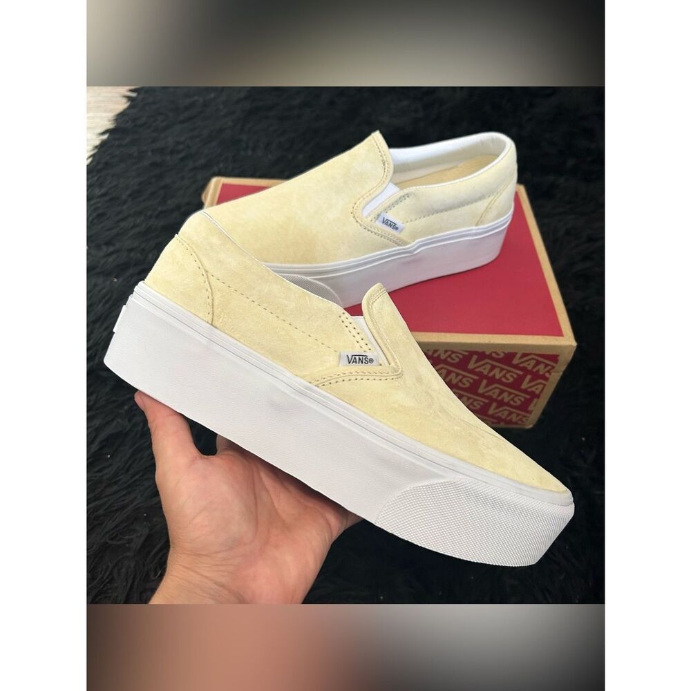 VANS Stackform platform suede slip on shoes sneakers women’s 9 new